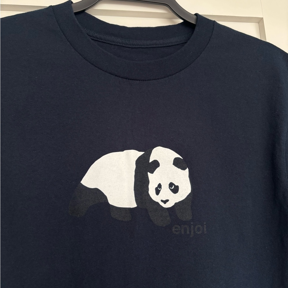 Enjoi Navy T-shirt with Small Panda Logo Tag skate graphic tee streetwear - Picture 5 of 8